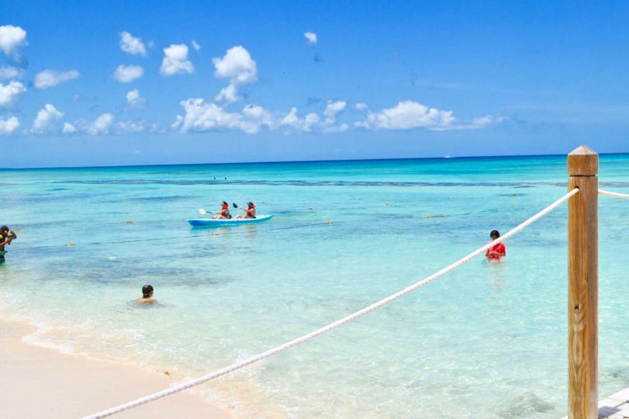 Beach Day @CadaquesCaribe Bayahibe Apartment Bagian luar foto